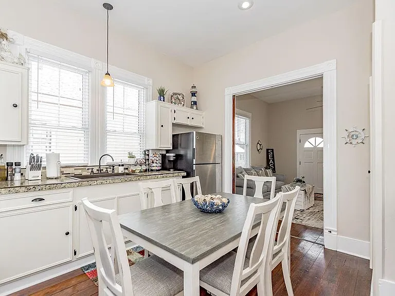 1406 Moody Ave #2 — Photo 16