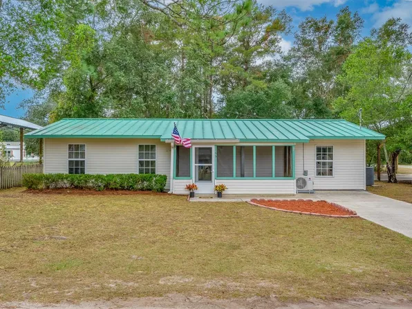 166 Carl King Ave, Carrabelle, FL 32322