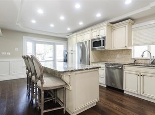 183 Howard Ave N, Burnaby, BC V5B1J6