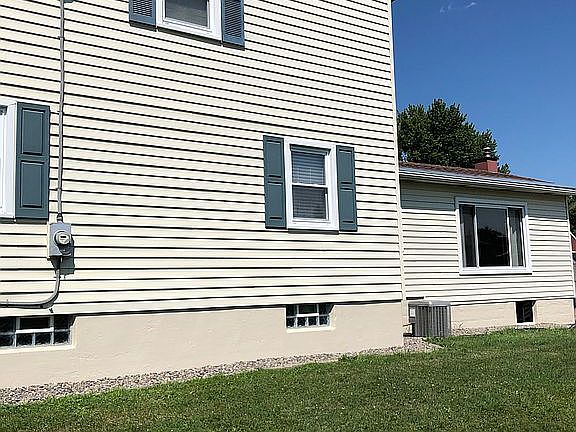 2nd image of 302 Tilden Dr