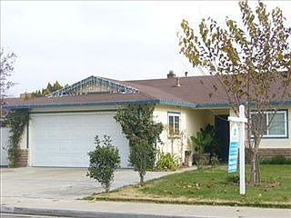 2nd image of 1700 Baywood Ln