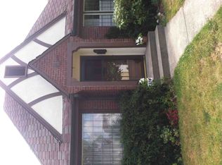 7314 16th Ave NE, Seattle, WA 98115