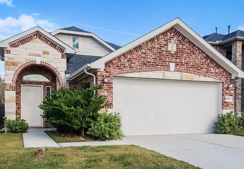 5107 Gulf Stream Ln