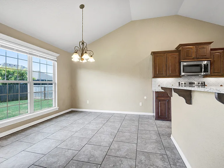 508 Torrington Way — Photo 12