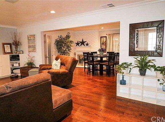 4th image of 2824 W Stonybrook Dr