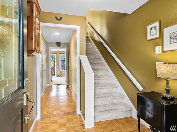 3rd image of 1610 Park Ave
