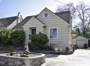 1114 Reddy Ave, Medford, OR