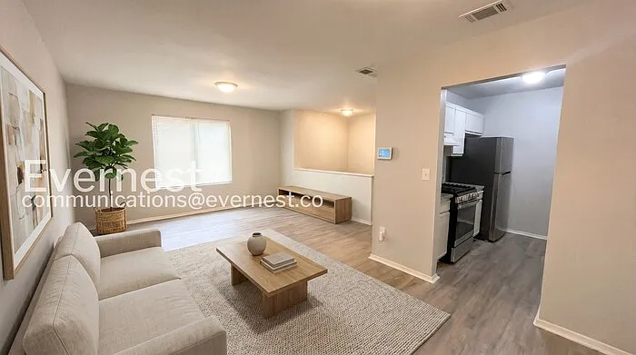 5654 Bradley Cir — Photo 3