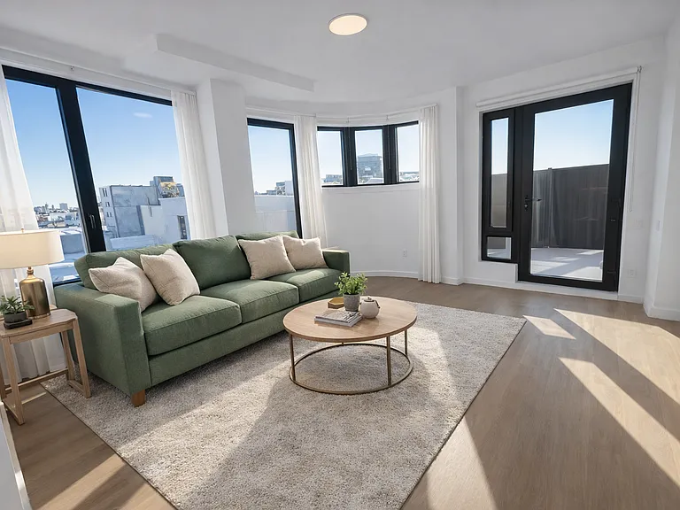 158 Lott St #620D — Photo 2