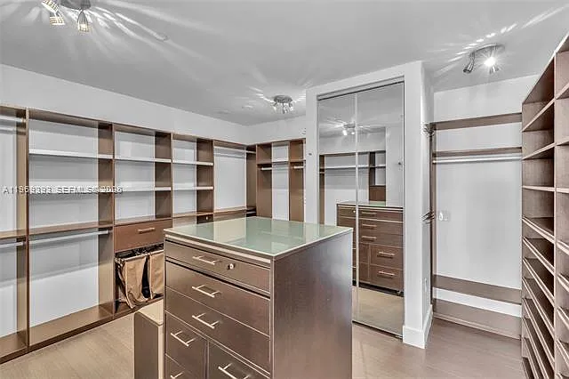 1100 Biscayne Blvd #2706 — Photo 14