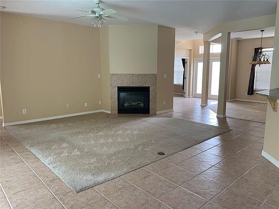 3rd image of 2327 Greenwillow Dr
