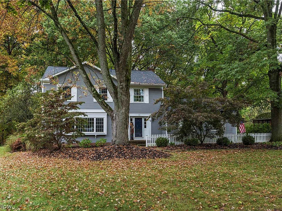 1st image of 136 Parmelee Dr