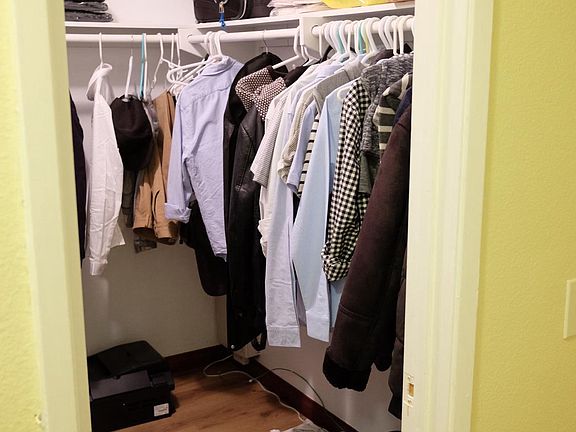 Walk-in Closet