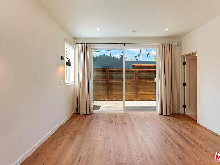 1405 N Coronado St — Photo 10