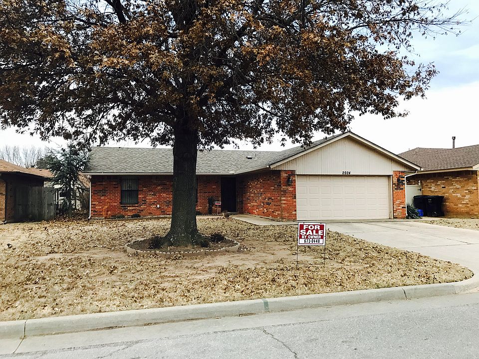 1st image of 2924 SW 125th St