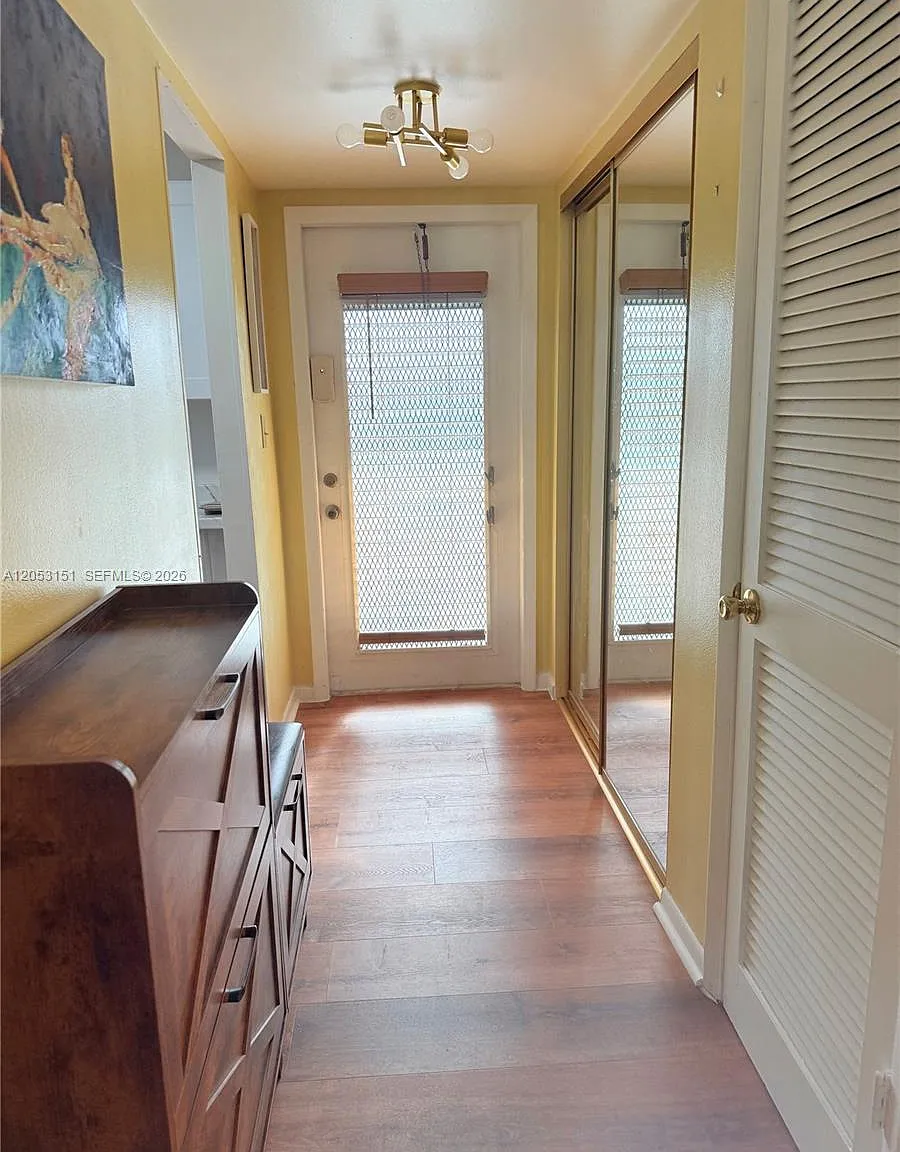 Sunrise Lakes 48 Condo — Photo 4