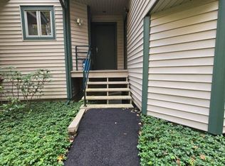 352 Hollow Rd UNIT 11, East Stroudsburg, PA 18302