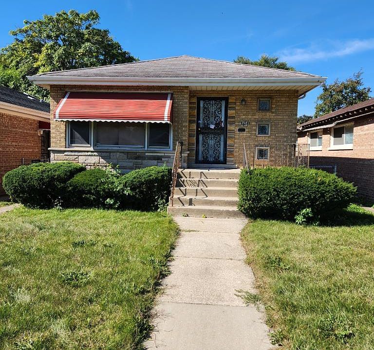 1st image of 8424 S King Dr