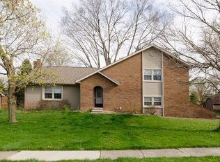 118 Northwood Dr, Fishers, IN 46038