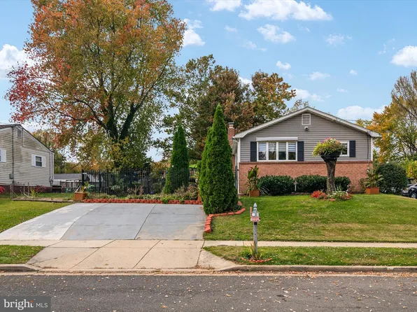 1207 Woodlark Dr, District Heights, MD 20747