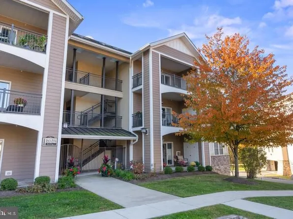 104 Bucktown Xing #22F, Pottstown, PA 19465