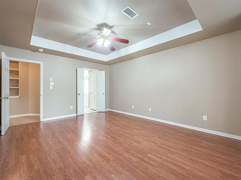 134 E Foxbriar Forest Cir — Photo 38
