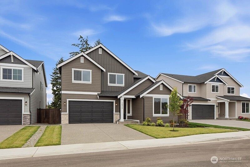 2nd image of 14216 14th Avenue Ct E #196