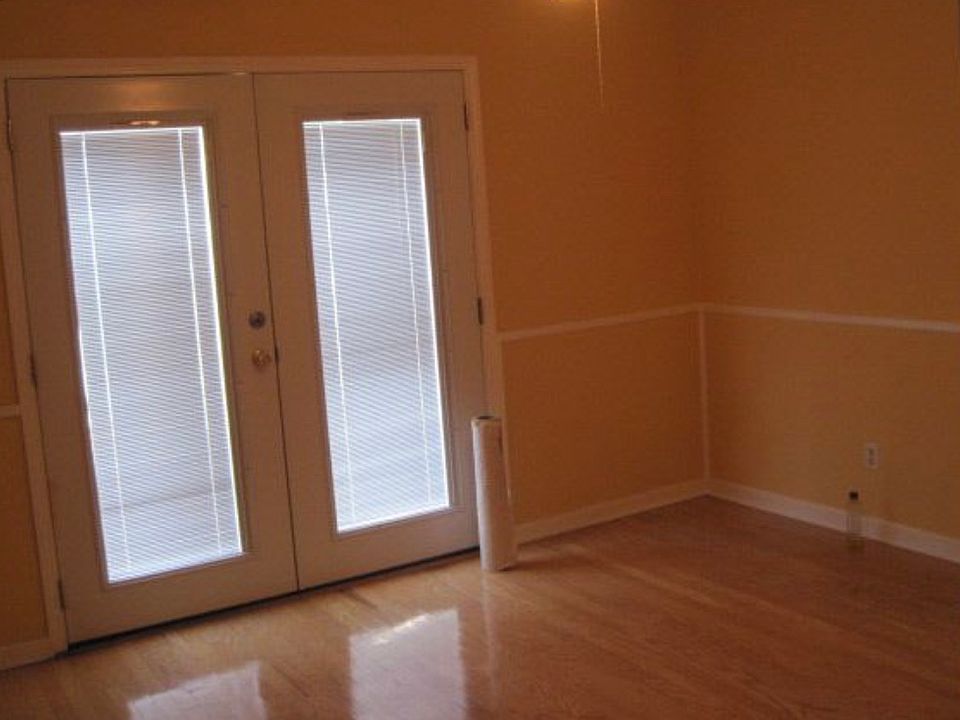 1st image of 4408 Idlewood Ln
