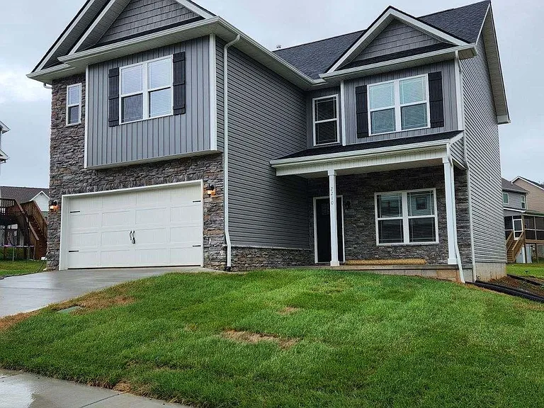2210 Nora Mae Rd — Photo 1
