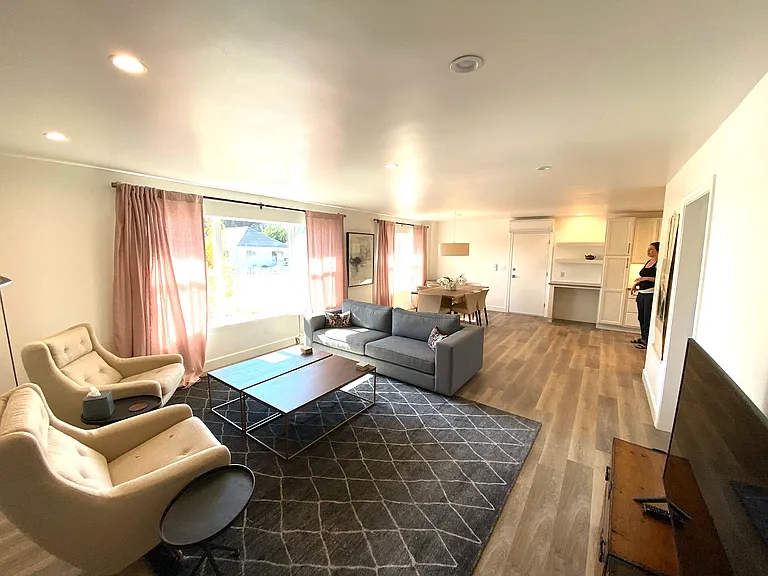 1265 Dutch Ln #1 — Photo 7