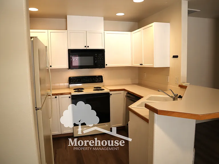 1679 S Annett St — Photo 8