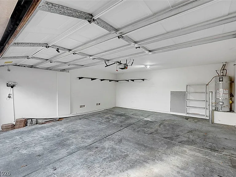 514 Eresma St — Photo 28