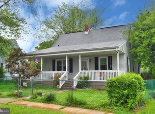 1712 Burnham Rd, Baltimore, MD 21222