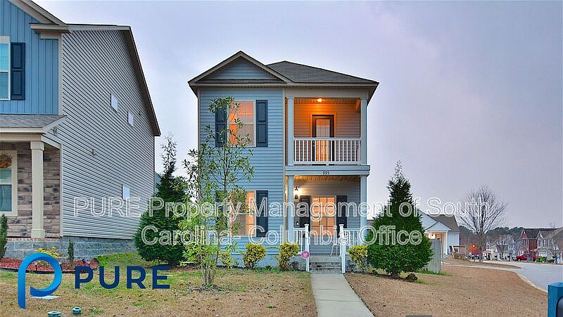 1st image of 995 Yarrow Ln