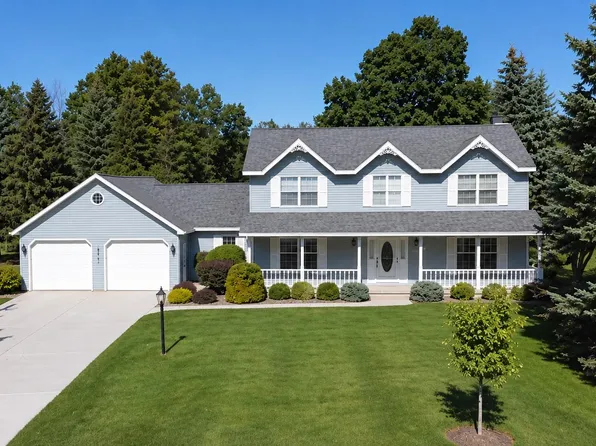 2967 Mayflower Rd, Green Bay, WI 54311