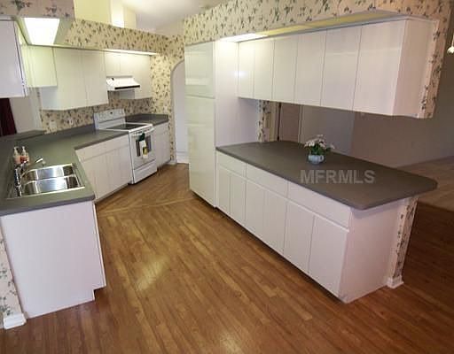 3rd image of 32 Mariner Ln