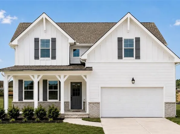 418 Grand Wehunt Dr, Hoschton, GA 30548