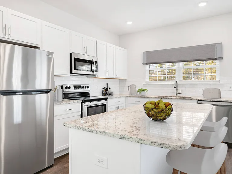 Blue Jay Commons — Photo 1