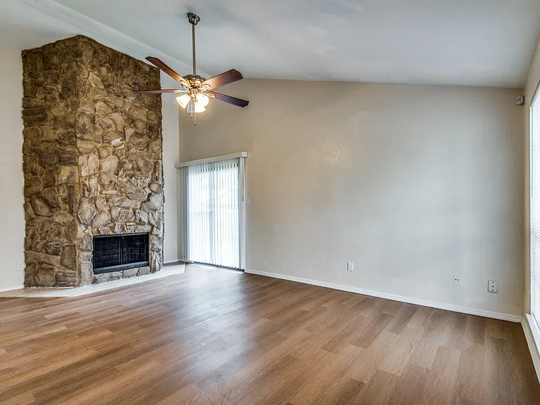 431 Justice Dr — Photo 4
