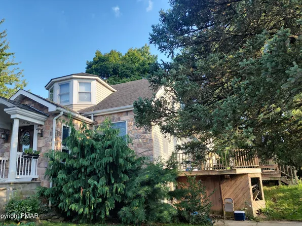 250 Wagner Ave, Hellertown, PA 18055