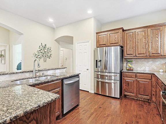 5th image of 1208 Wilson Dr