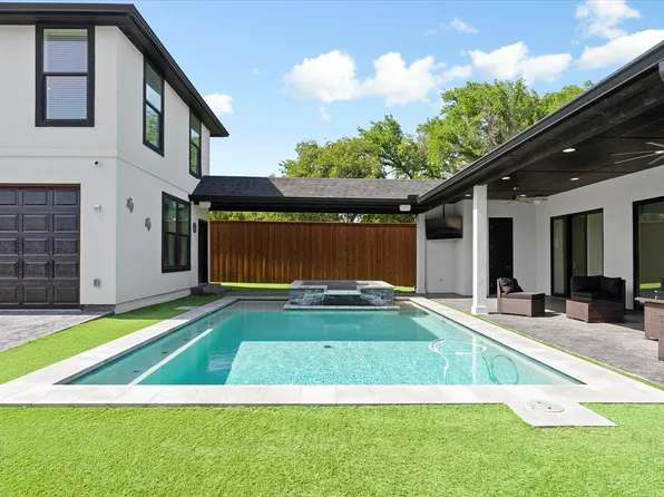 801 Ronald St, White Settlement, TX 76108