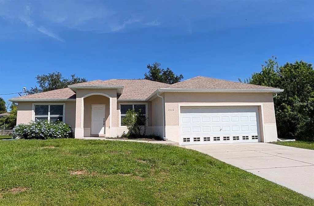 3 bed, 2.0 bath, 1882 sqft, $1,995 — Photo 1