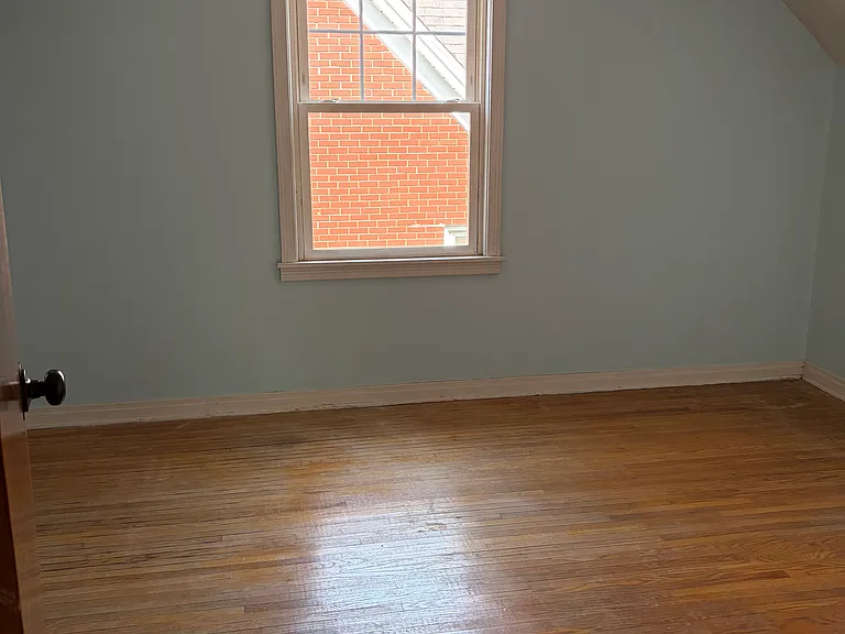 James Ave — Photo 13