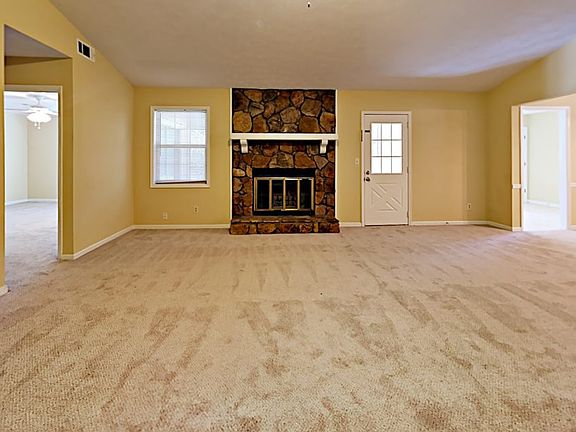 3rd image of 6756 Gunstock Ln