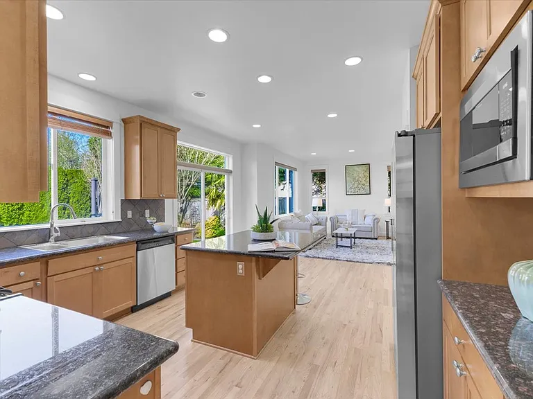 12800 NE 154th St — Photo 9