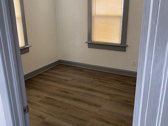 5th image of 1239 Escalon Ave