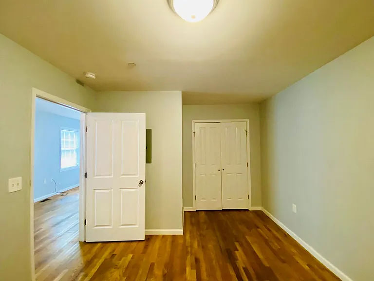 2502 P Street — Photo 15