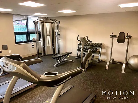 Rented by MOTION New York | media 18