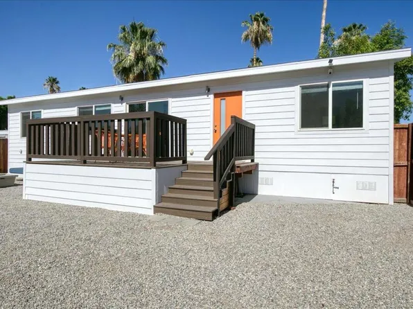 102 Fondulac St, Palm Springs, CA 92264